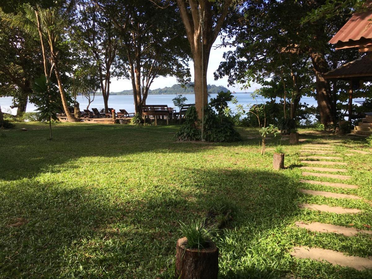 Starlight Beach Resort เกาะพยาม ภายนอก รูปภาพ