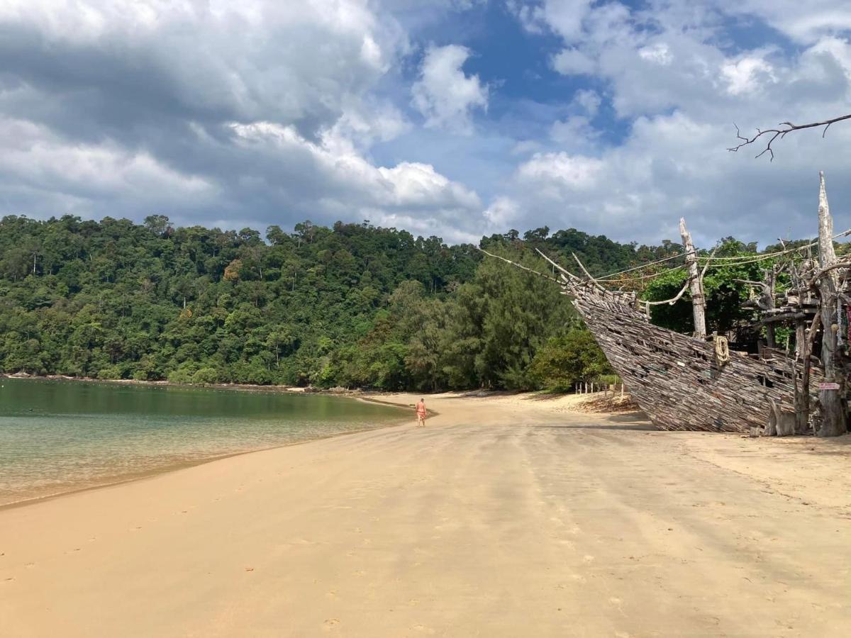 Starlight Beach Resort เกาะพยาม ภายนอก รูปภาพ