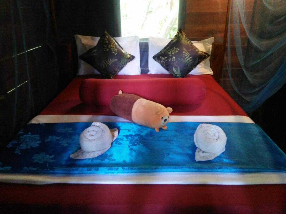 Starlight Beach Resort เกาะพยาม ภายนอก รูปภาพ